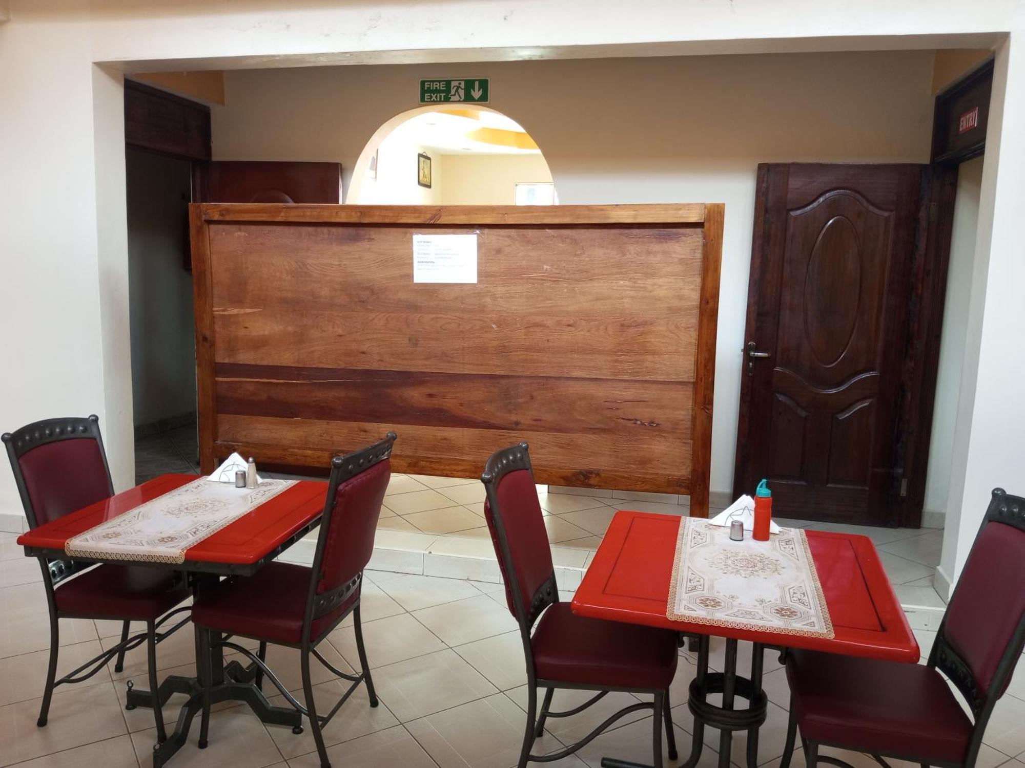 Fourth Parklands Hotel Nairobi Buitenkant foto